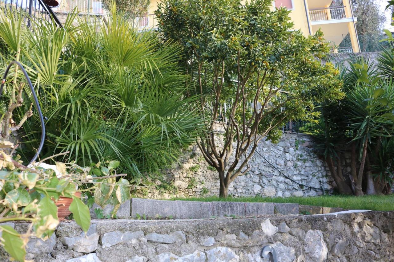 Villa Le Due Terrazze Brenzone sul Garda Exterior foto